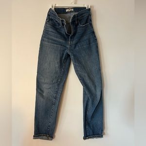 Madewell - size 27 T Classic Straight Jean